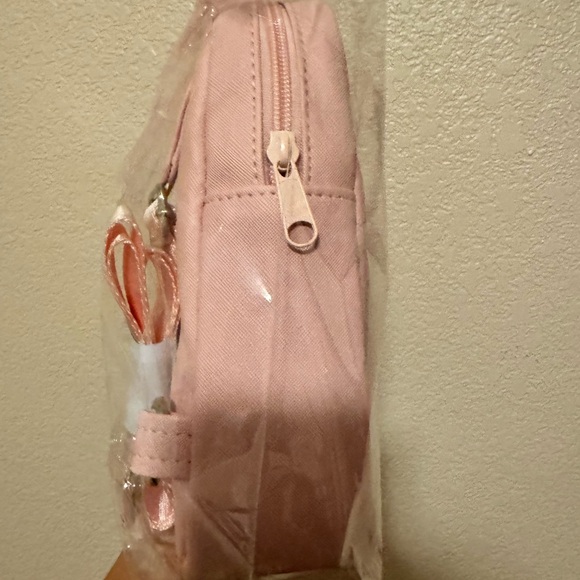2024 Disney X Pandora D23 Exclusive Cross body sling - Picture 6 of 8